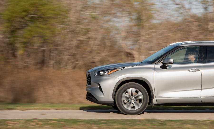 Детали экстерьера Toyota Highlander XLE 2019 года  (фото 20 из 34)